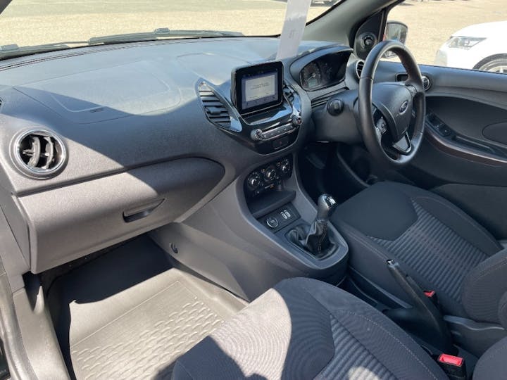 Black Ford Ka Plus 1.2 Active 2018