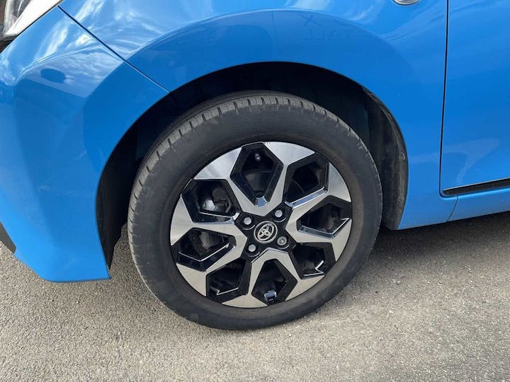 Blue Toyota Aygo VVT-i X-trend 2019
