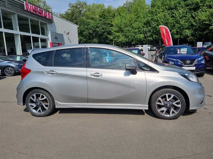 Silver Nissan Note Tekna Dig-s 2015