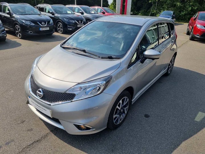 Silver Nissan Note Tekna Dig-s 2015