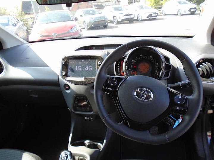 Black Toyota Aygo VVT-i X-trend Tss 2021