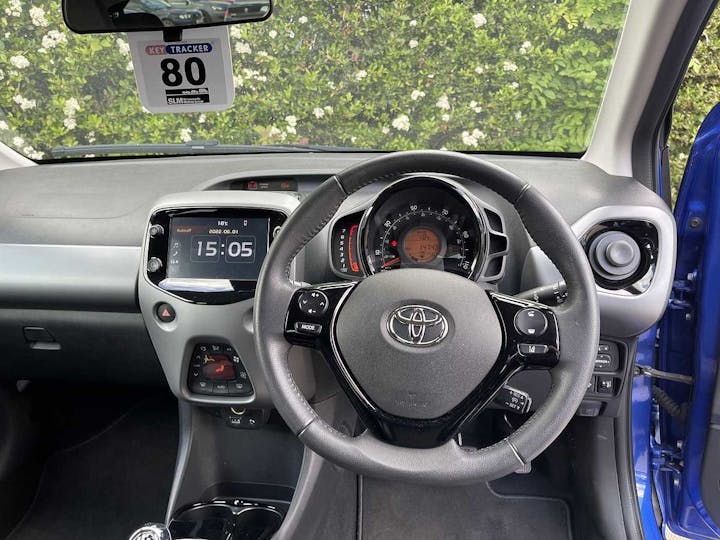Blue Toyota Aygo VVT-i X-clusiv 2019