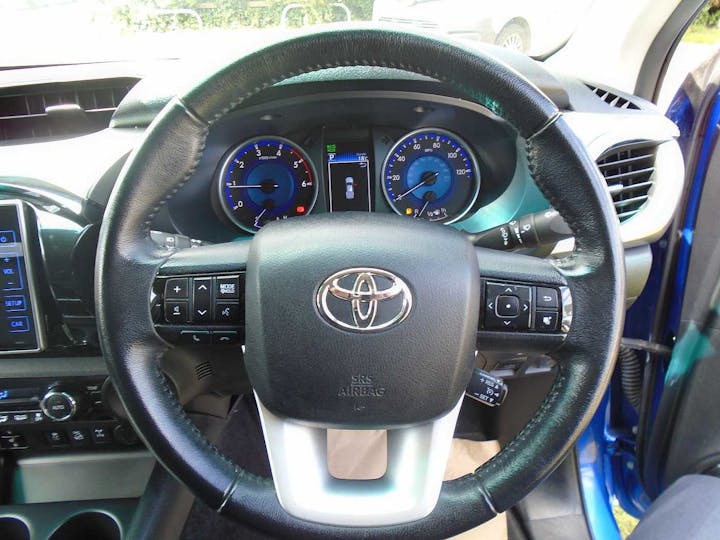 Blue Toyota Hilux Invincible 4wd D-4d Dcb 2017