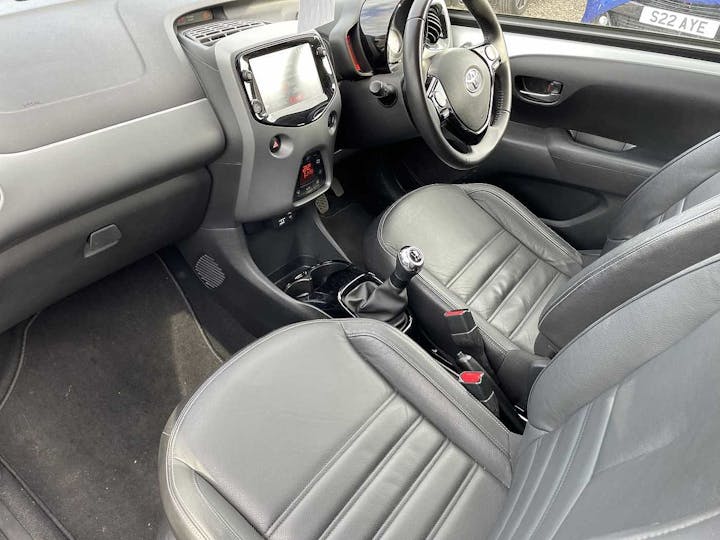 Silver Toyota Aygo VVT-i X-clusiv 2018